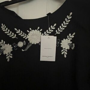 Banana Republic Black and White Dress with Crew Neck